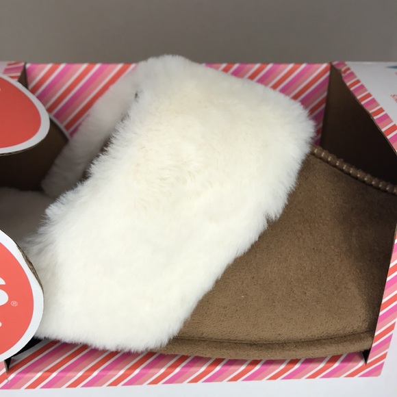 NIB TOTES TOASTIES SLIP ON SLIPPERS FAUX FUR TAN WOMENS XL 9-10 MEMORY FOAM - Picture 4 of 8